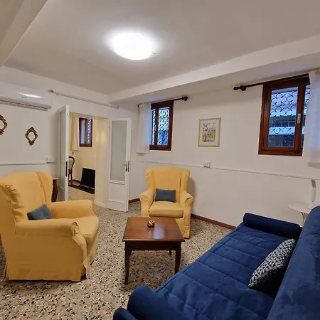 Veneziacentopercento La Forcola Apartment, Next To Rialto Bridge Venecia