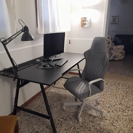 Apartamento Veneziacentopercento La Forcola Apartment, Next To Rialto Bridge Venecia